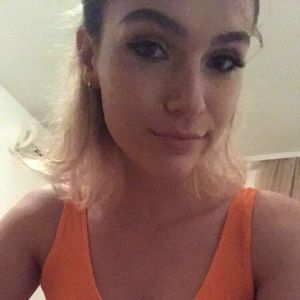 Meet your Posher, Teodora